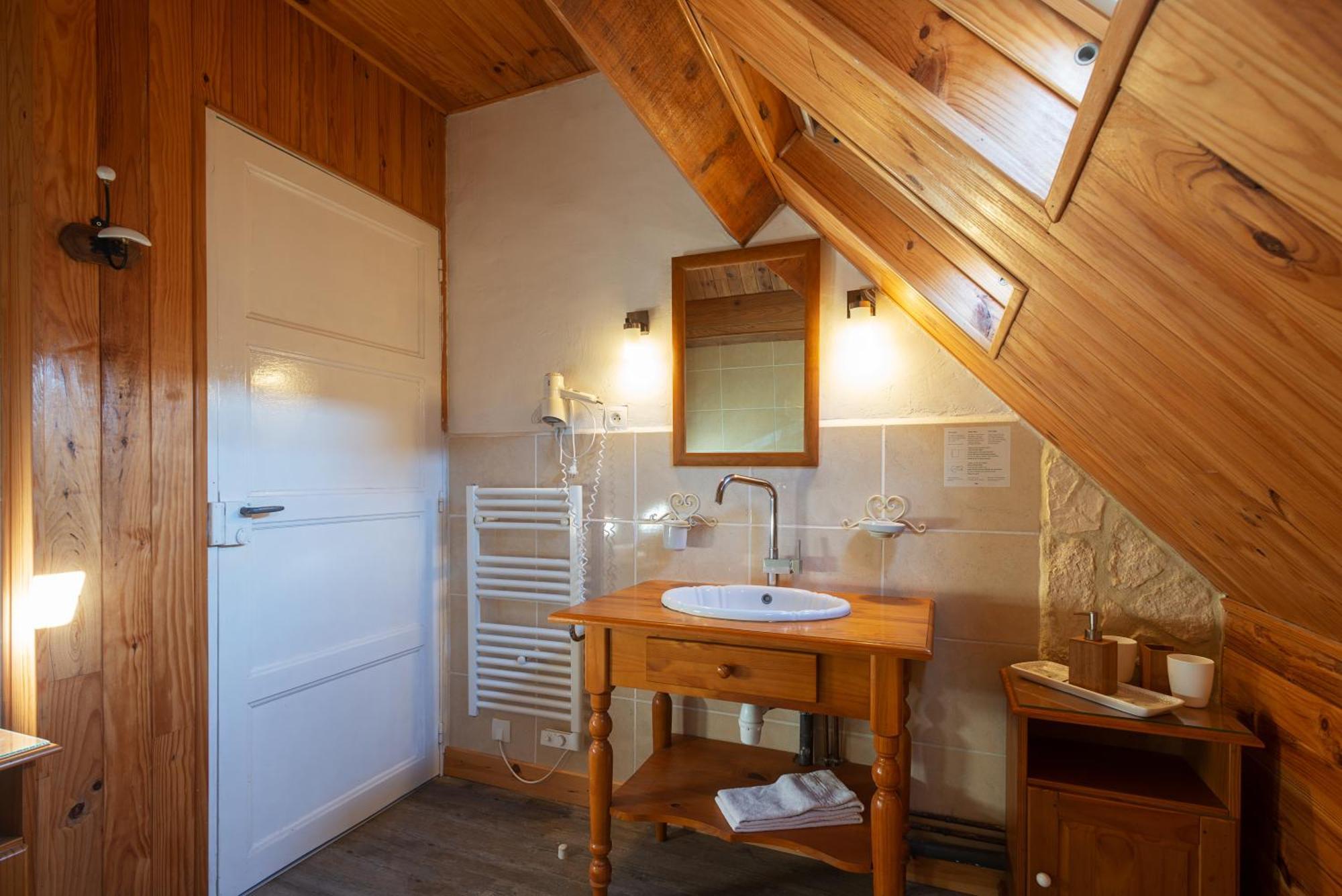 Hotel Boutique Saint-Louis Лизьё Экстерьер фото