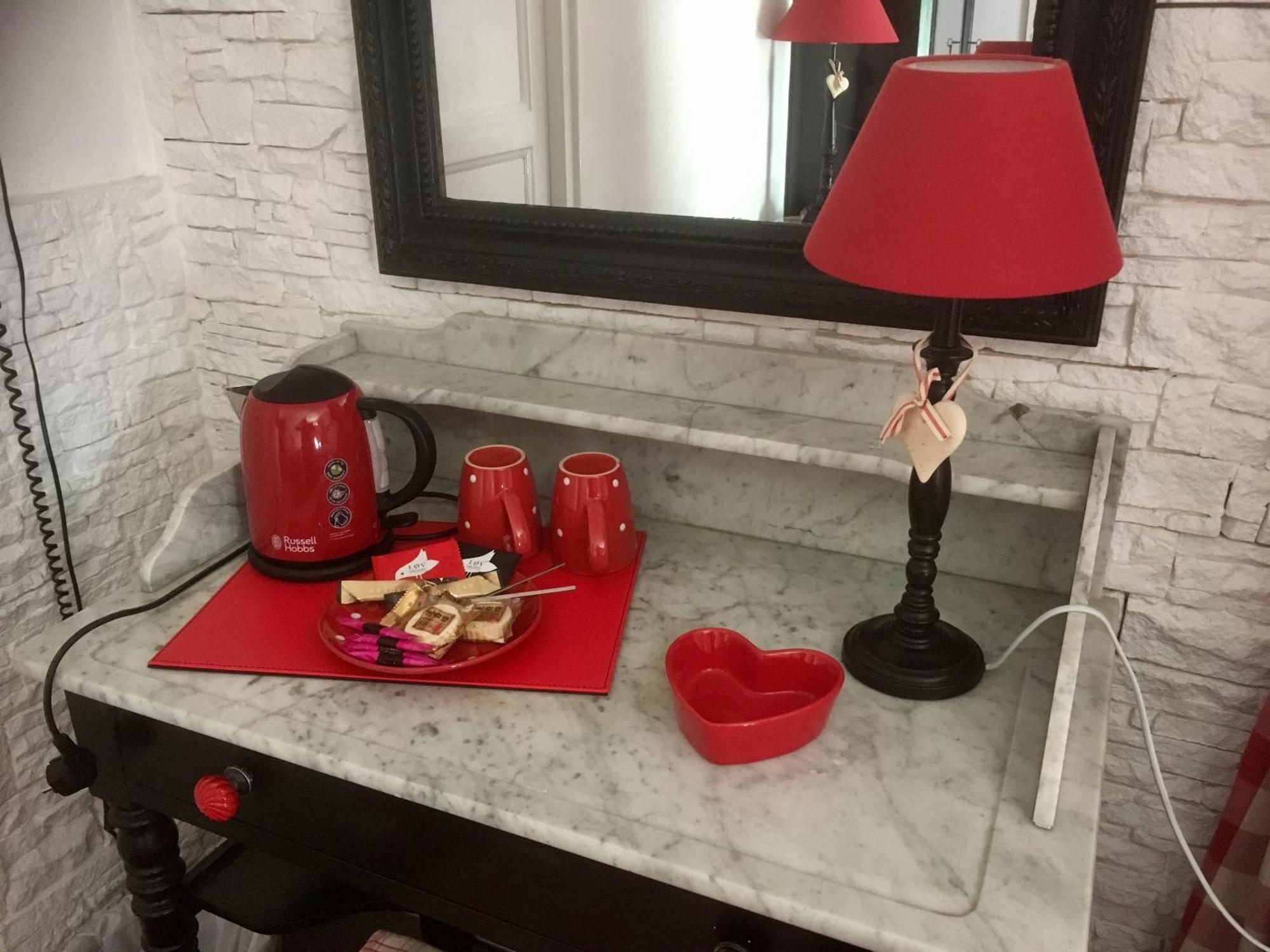 Hotel Boutique Saint-Louis Лизьё Экстерьер фото