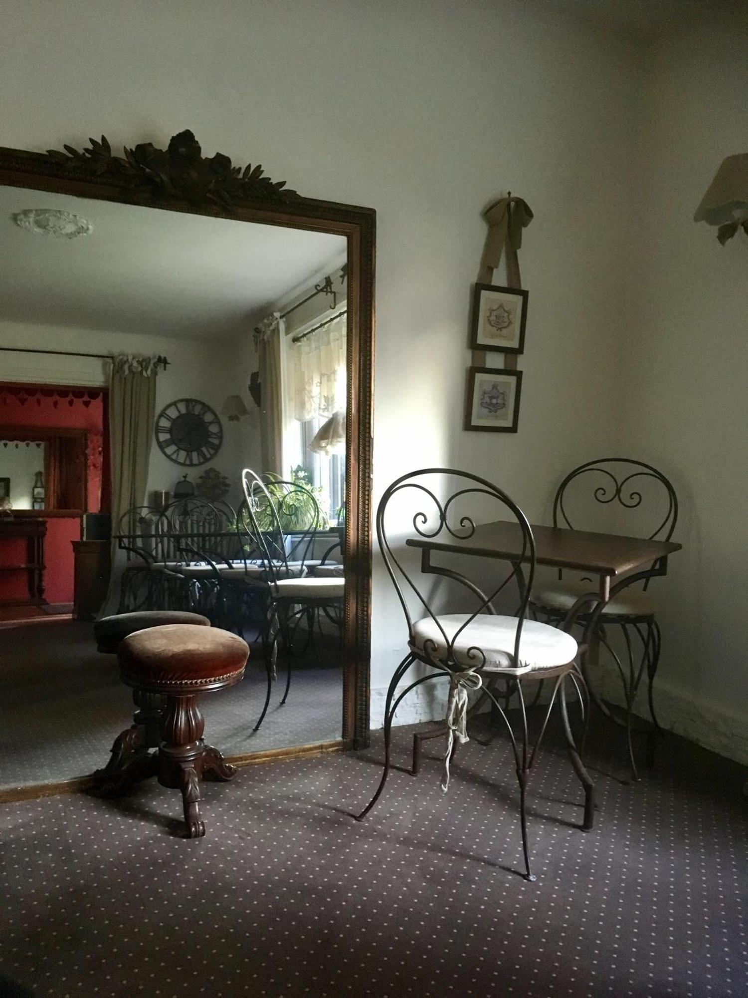Hotel Boutique Saint-Louis Лизьё Экстерьер фото