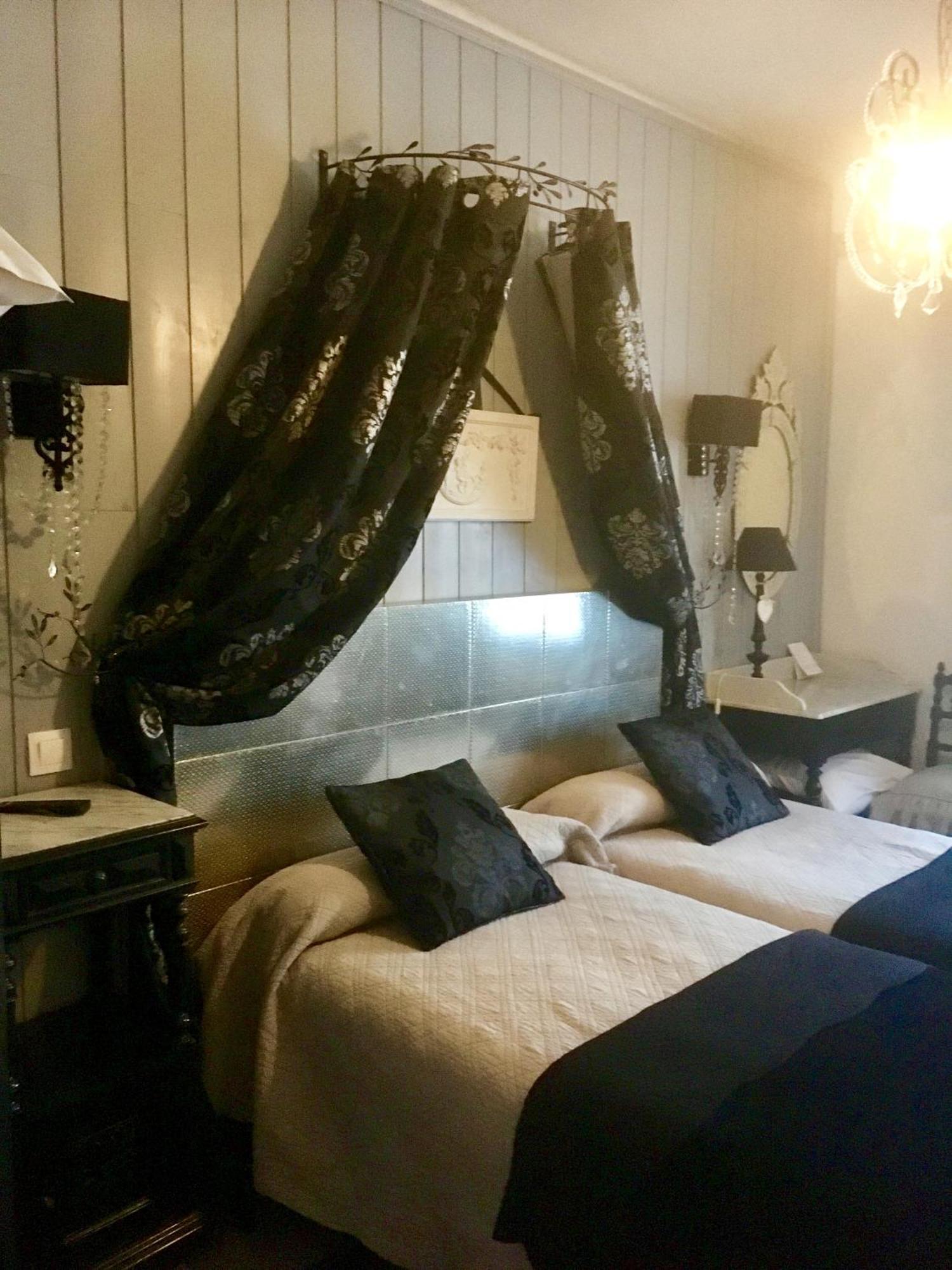 Hotel Boutique Saint-Louis Лизьё Экстерьер фото